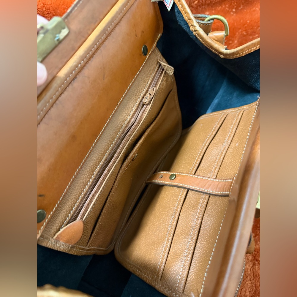 Vintage Dooney & Bourke AWL Doctor Satchel Black & Tan Made in USA - Picture 10 of 13